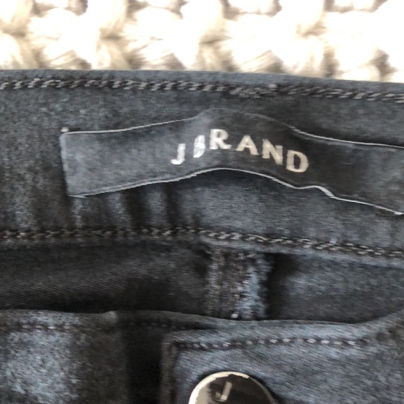 J Brand skinny Jean. Black. Size 31 - Picture 2 of 4